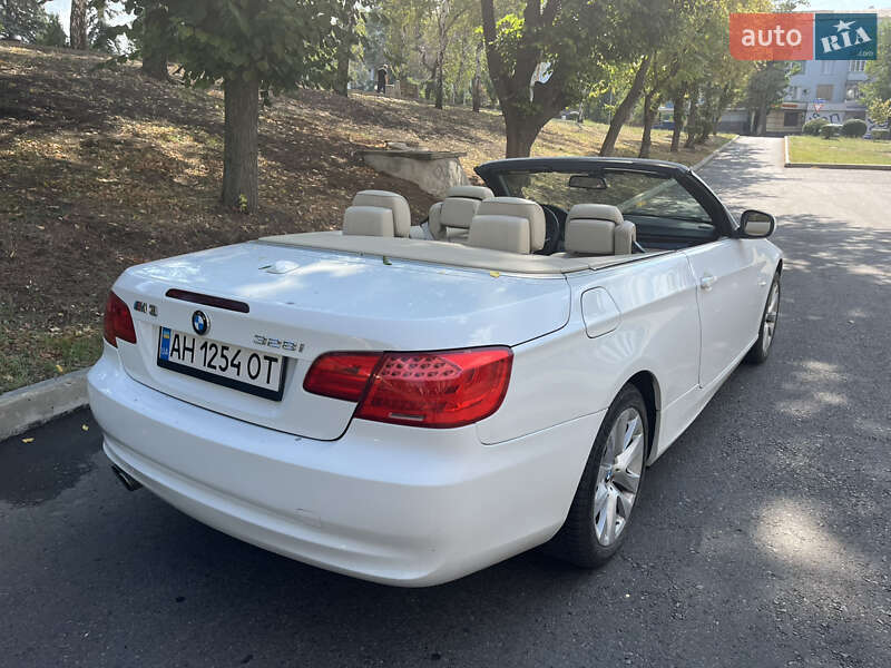 Кабриолет BMW 3 Series 2010 в Одессе фото 18 Кабриолет BMW 3 Series 2010 в Одессе