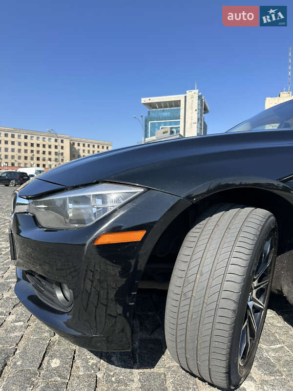 Седан BMW 3 Series 2012 в Харькове
