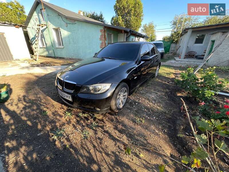 Седан BMW 3 Series 2006 в Миколаєві