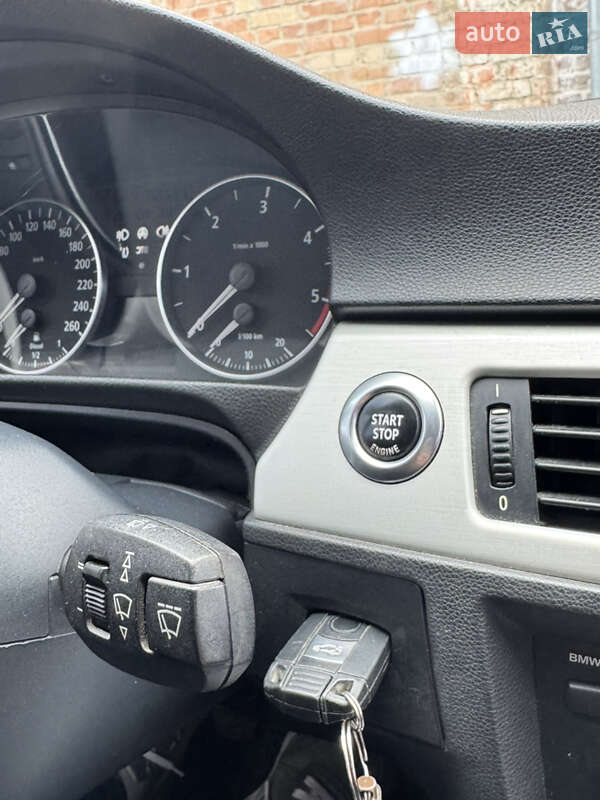 Універсал BMW 3 Series 2005 в Рівному фото 8 Універсал BMW 3 Series 2005 в Рівному