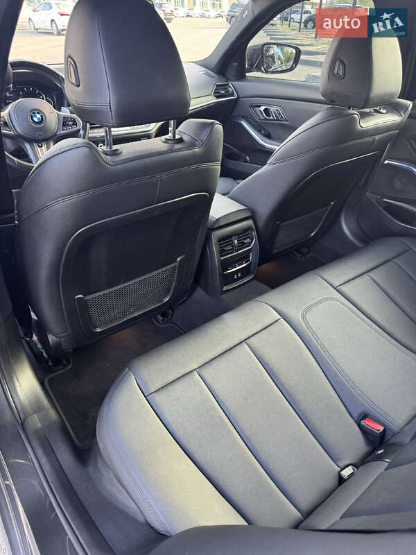 Седан BMW 3 Series 2021 в Днепре