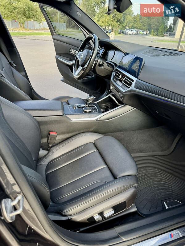 Седан BMW 3 Series 2021 в Днепре