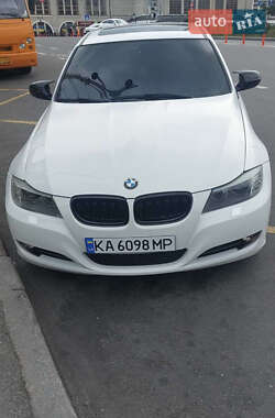 Седан BMW 3 Series 2011 в Ирпене