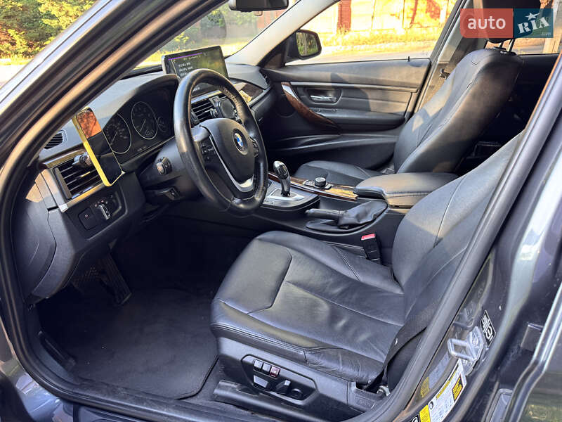 Седан BMW 3 Series 2013 в Харькове