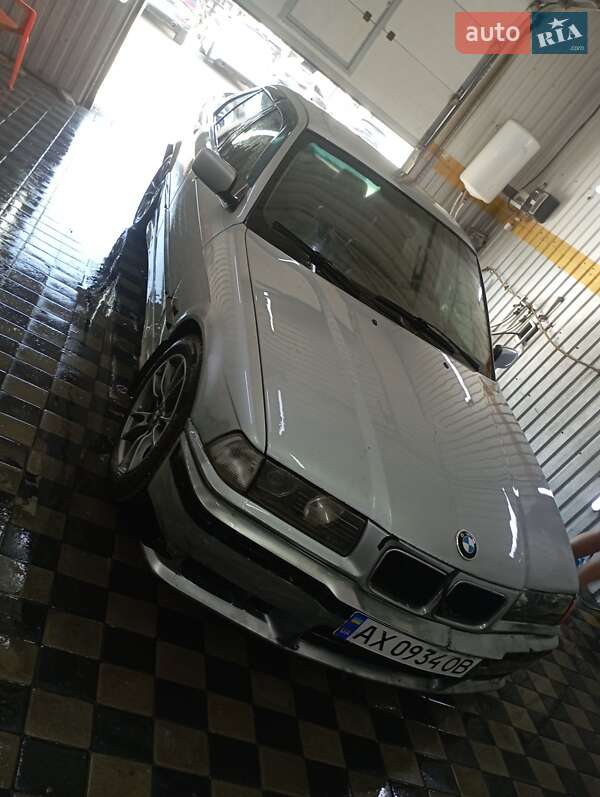 BMW 3 Series 1995