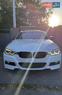 Седан BMW 3 Series 2016 в Пирятине