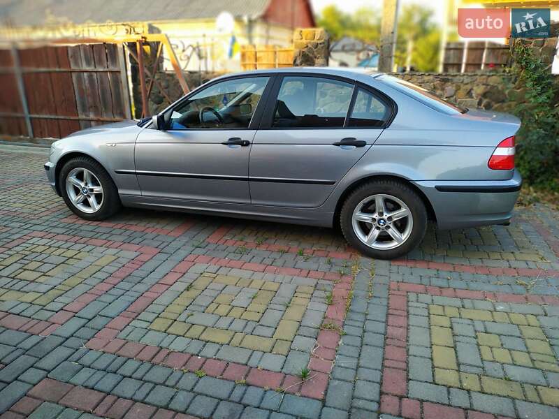 Седан BMW 3 Series 2004 в Луцке