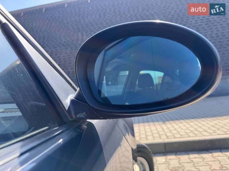 Седан BMW 3 Series 2008 в Ужгороді