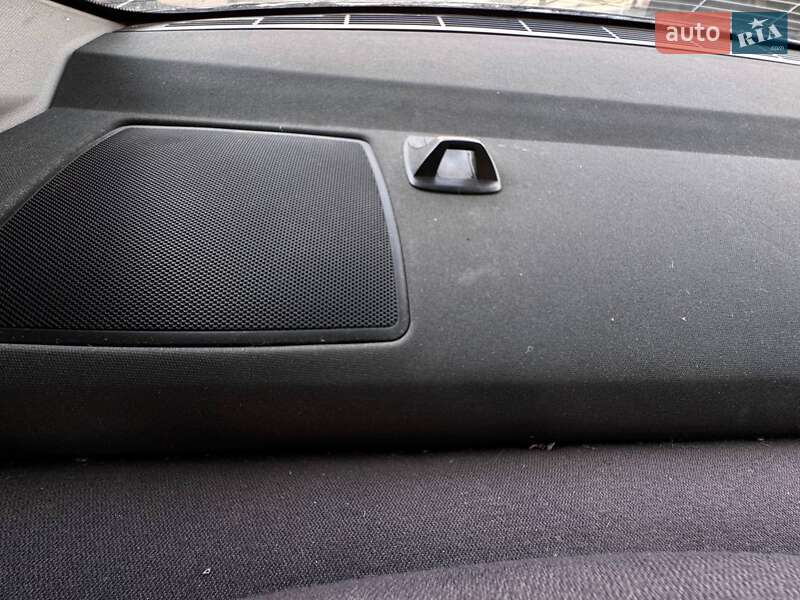 Седан BMW 3 Series 2008 в Ужгороді