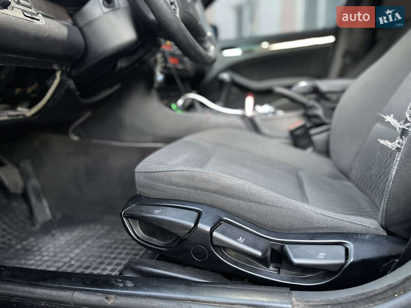 Седан BMW 3 Series 1999 в Ровно