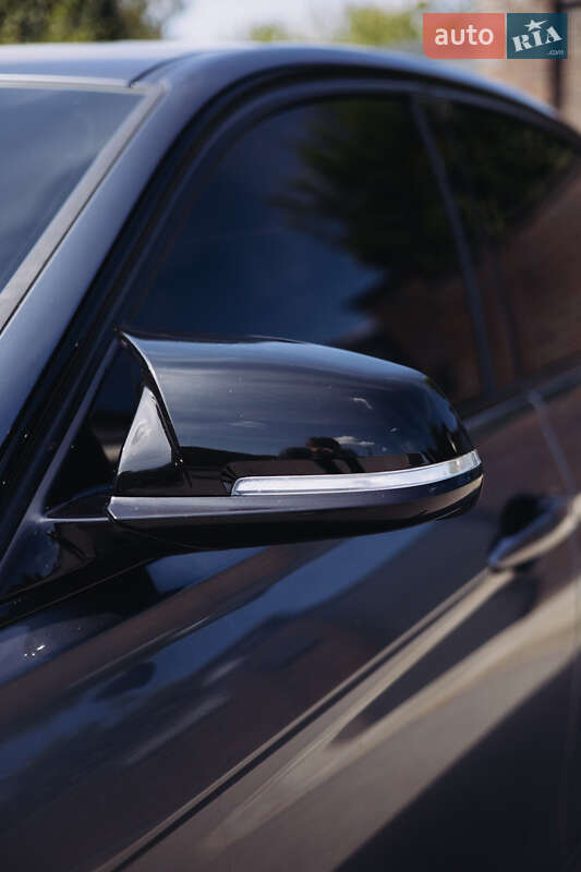 Седан BMW 3 Series 2017 в Виннице