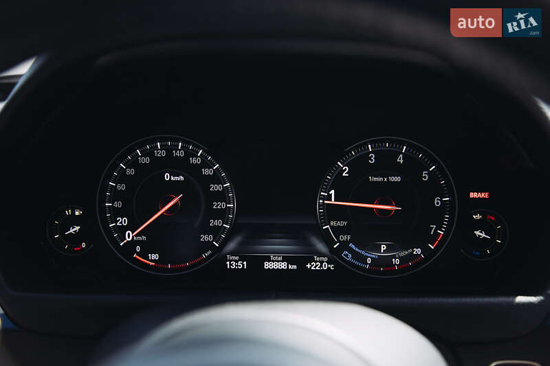 Седан BMW 3 Series 2017 в Виннице