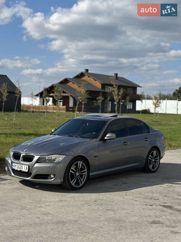 BMW 3 Series 2011 BMW 3 Series 2011