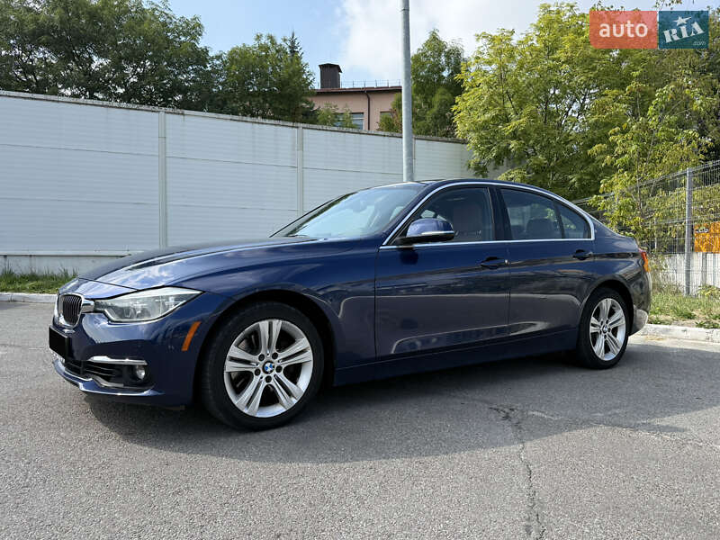 Седан BMW 3 Series 2015 в Львові