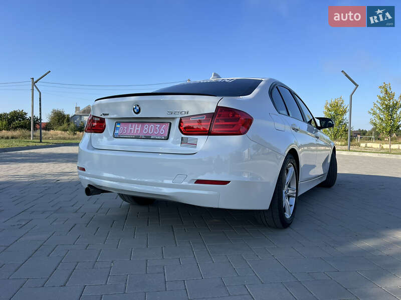 Седан BMW 3 Series 2014 в Ровно