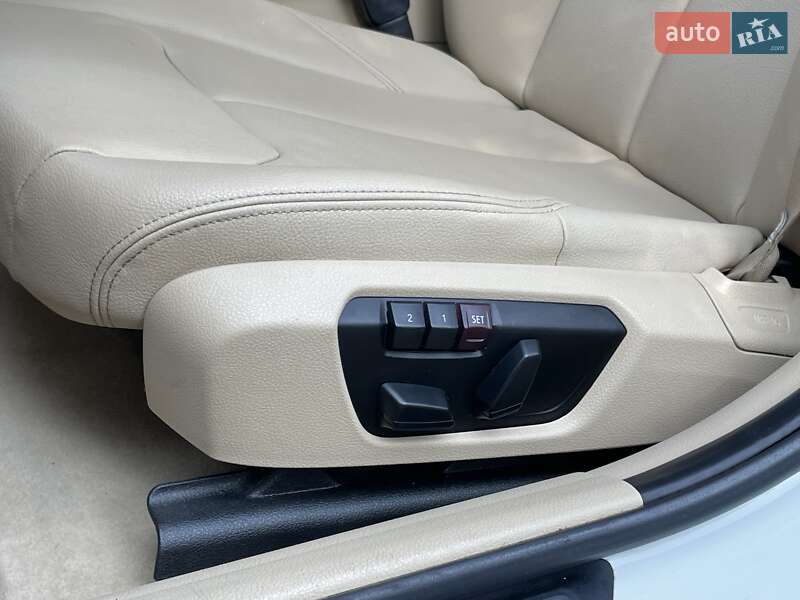 Седан BMW 3 Series 2014 в Киеве