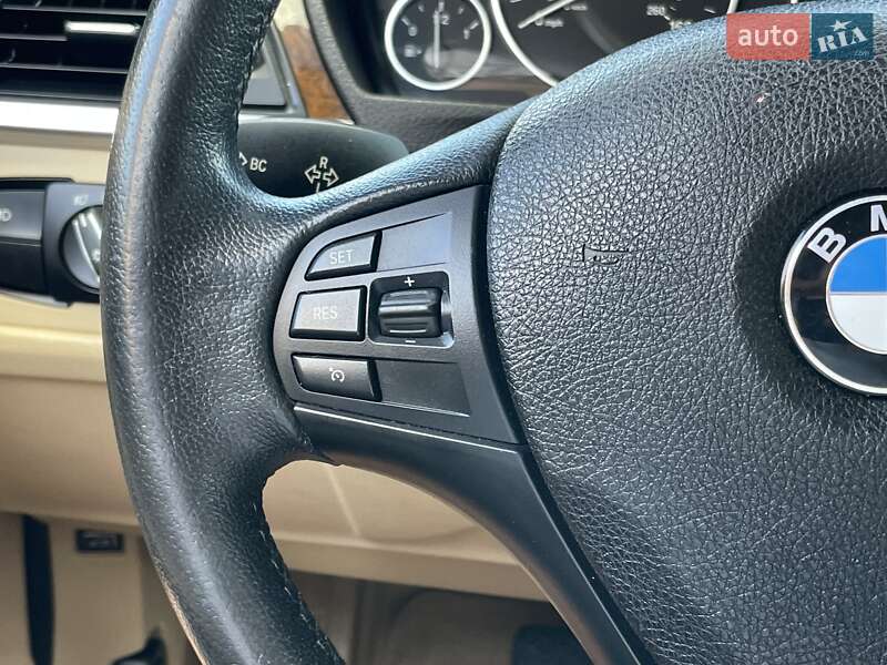 Седан BMW 3 Series 2014 в Киеве