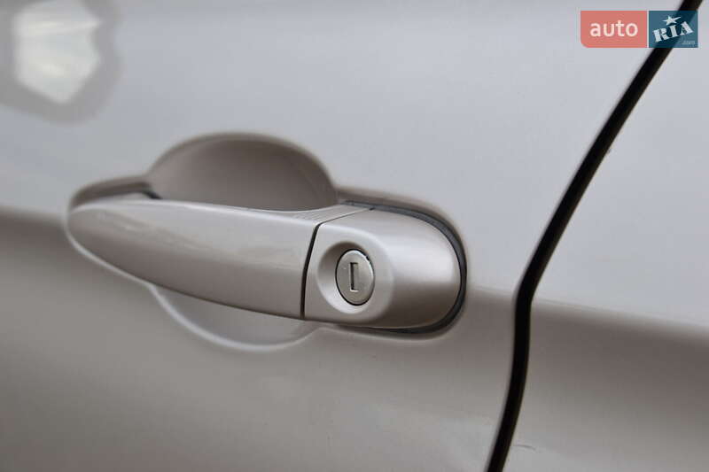 Седан BMW 3 Series 2013 в Луцьку