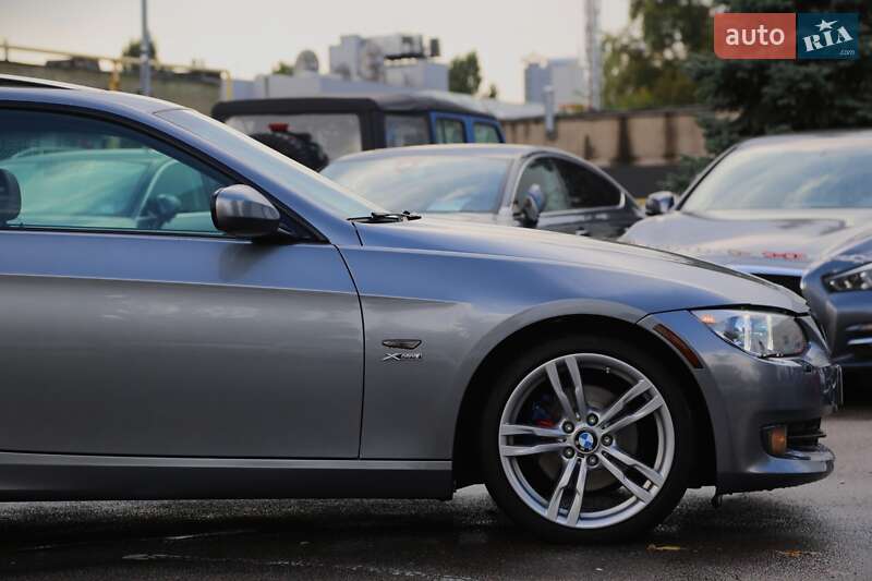Купе BMW 3 Series 2010 в Киеве