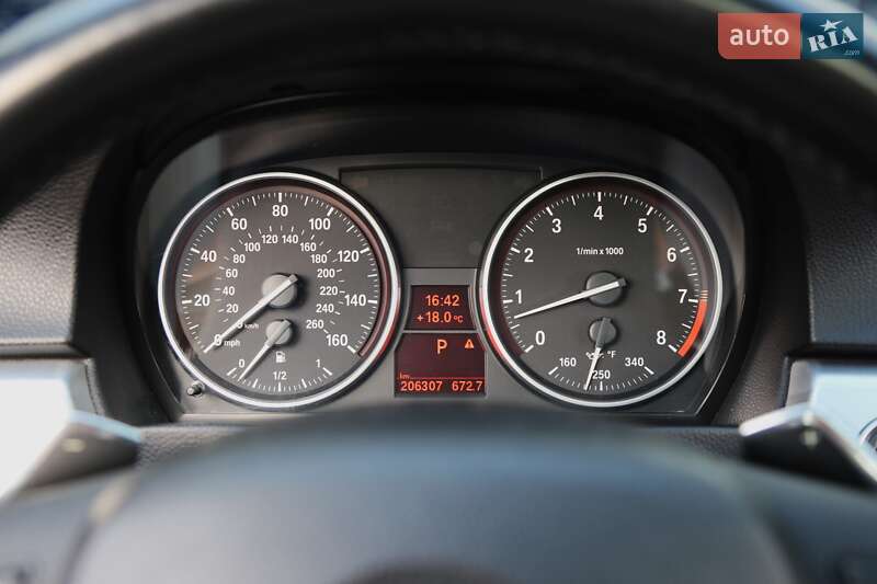 Купе BMW 3 Series 2010 в Киеве
