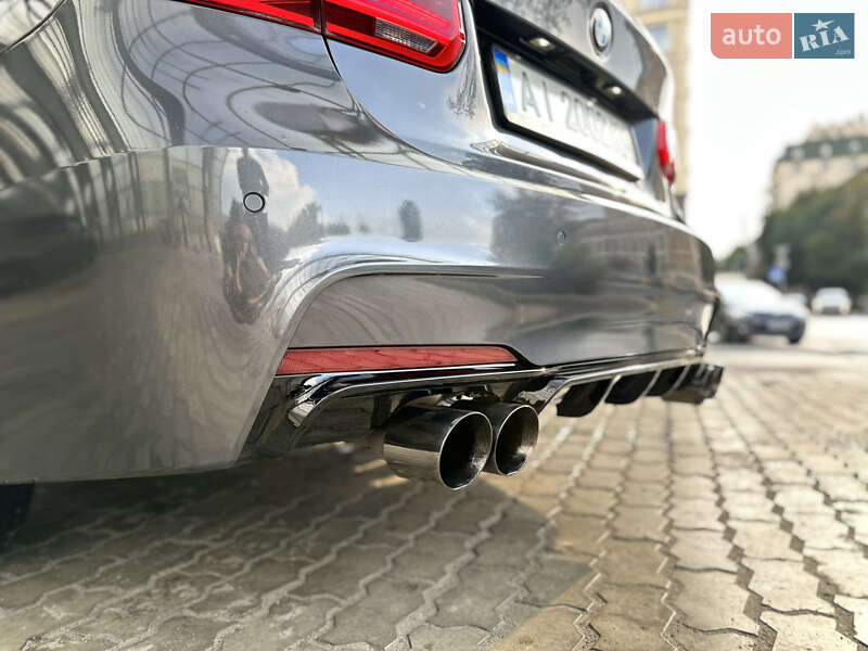 Седан BMW 3 Series 2015 в Киеве