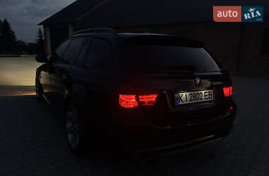 Універсал BMW 3 Series 2009 в  фото 16 Універсал BMW 3 Series 2009 в
