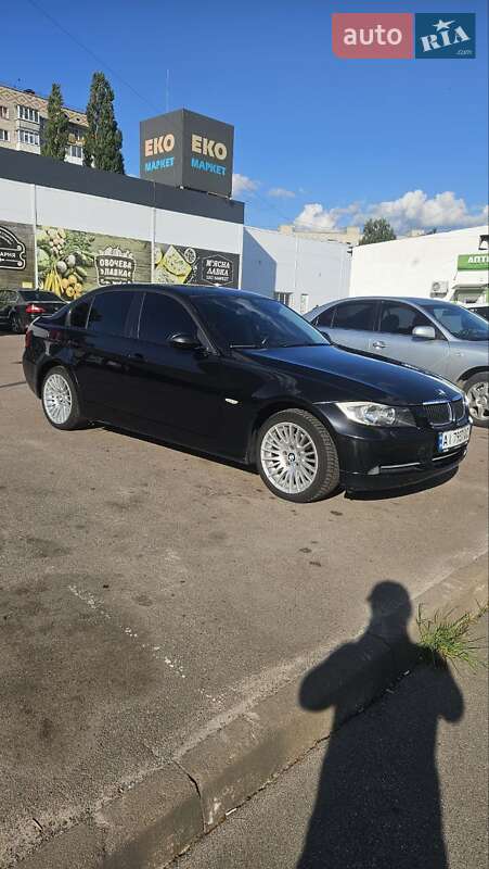 Седан BMW 3 Series 2005 в Ямполе