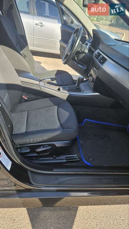 Седан BMW 3 Series 2005 в Ямполе