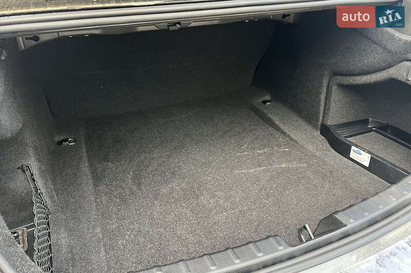 Седан BMW 3 Series 2017 в Коломые фото 30 Седан BMW 3 Series 2017 в Коломые