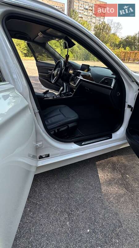 Универсал BMW 3 Series 2014 в Днепре