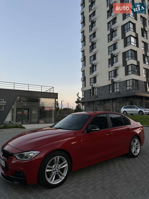 Седан BMW 3 Series 2015 в Кропивницком