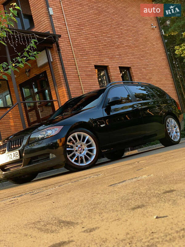 Універсал BMW 3 Series 2005 в Бучі