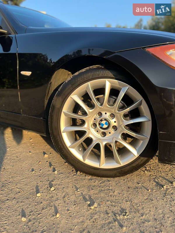 Універсал BMW 3 Series 2005 в Бучі