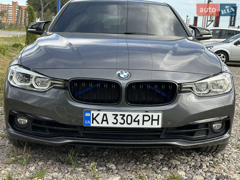 Седан BMW 3 Series 2016 в Киеве