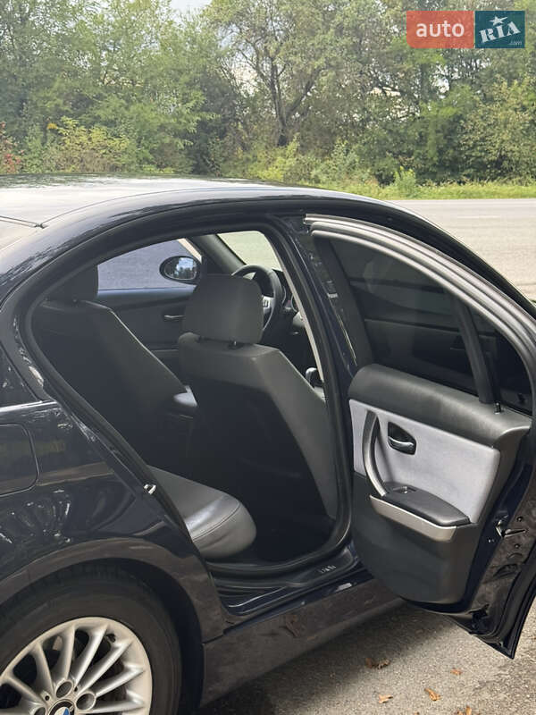 Седан BMW 3 Series 2006 в Ивано-Франковске