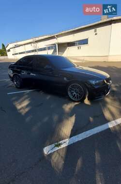 Седан BMW 3 Series 2005 в Білгороді-Дністровському