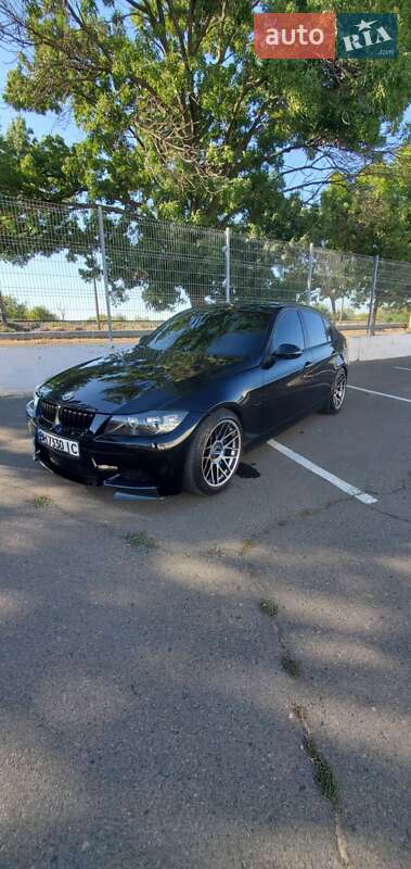 Седан BMW 3 Series 2005 в Белгороде-Днестровском фото 9 Седан BMW 3 Series 2005 в Белгороде-Днестровском