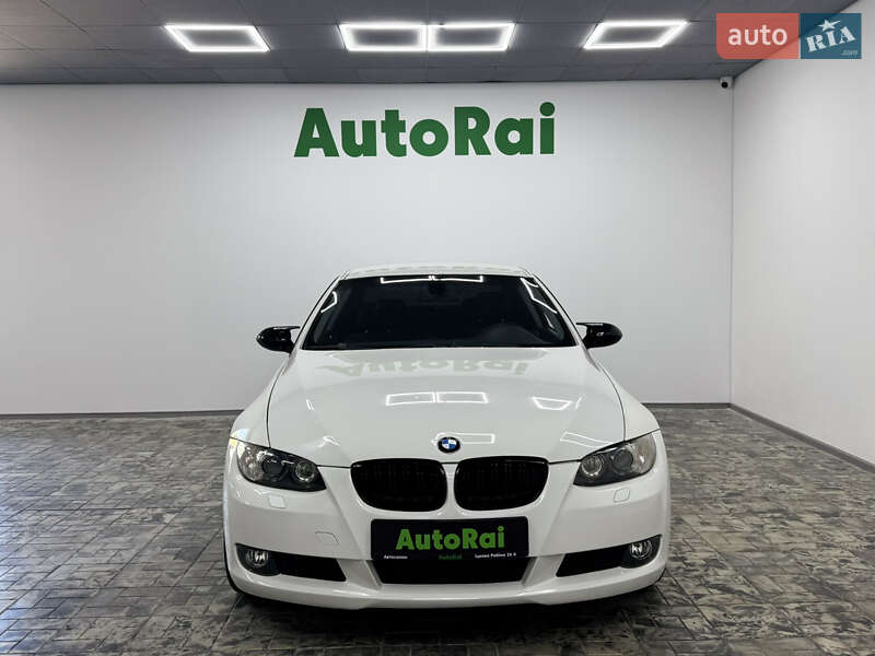 BMW 3 Series 2009