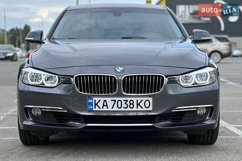 Седан BMW 3 Series 2014 в Львове