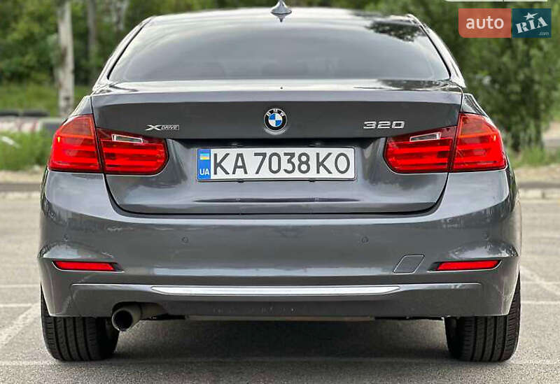 Седан BMW 3 Series 2014 в Львове