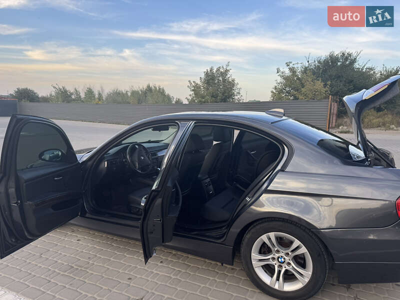 Седан BMW 3 Series 2008 в Киеве фото 25 Седан BMW 3 Series 2008 в Киеве