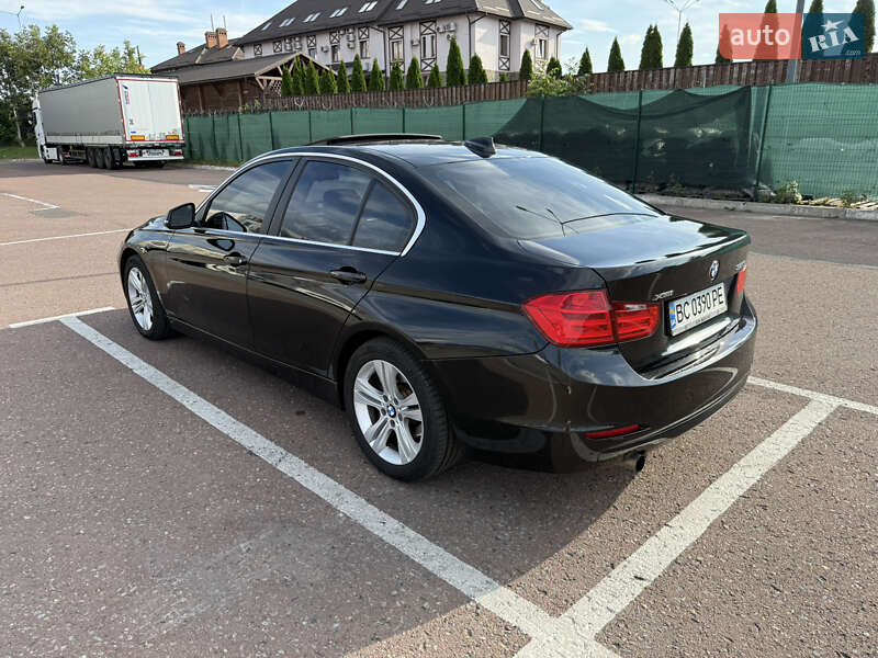Седан BMW 3 Series 2015 в Львові