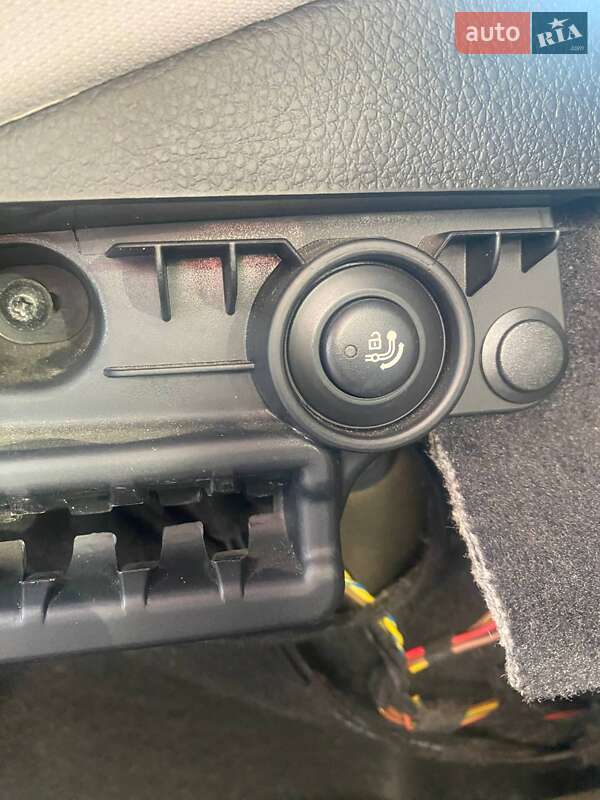 Универсал BMW 3 Series 2015 в Звягеле фото 19 Универсал BMW 3 Series 2015 в Звягеле