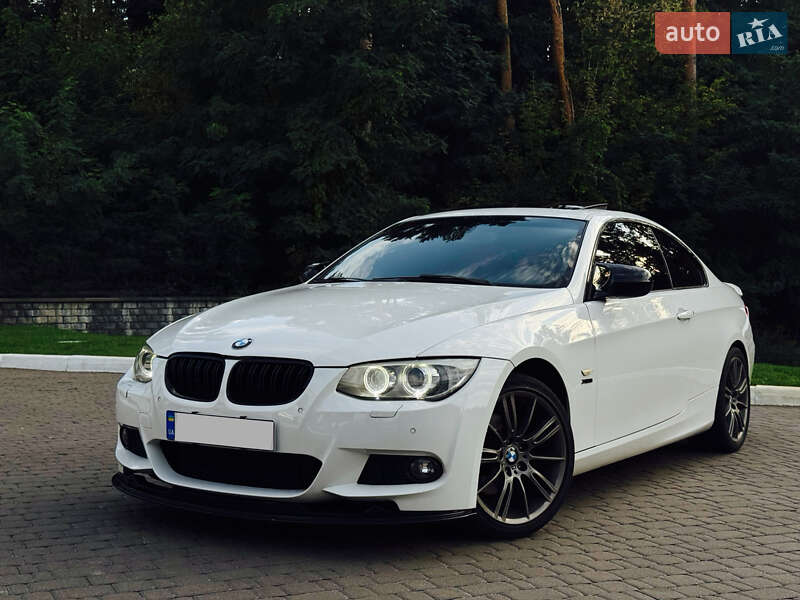 Купе BMW 3 Series 2010 в Киеве фото 3 Купе BMW 3 Series 2010 в Киеве