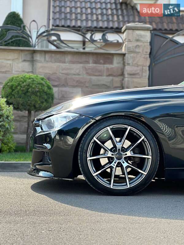Седан BMW 3 Series 2014 в Ровно