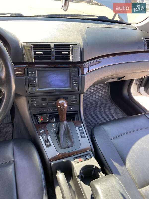 Седан BMW 3 Series 2002 в Киеве