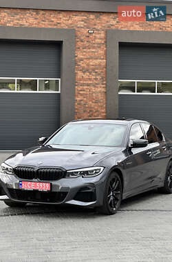 Седан BMW 3 Series 2019 в Чернівцях