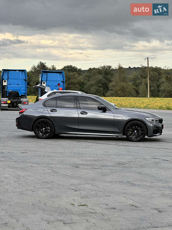 Седан BMW 3 Series 2019 в Черновцах