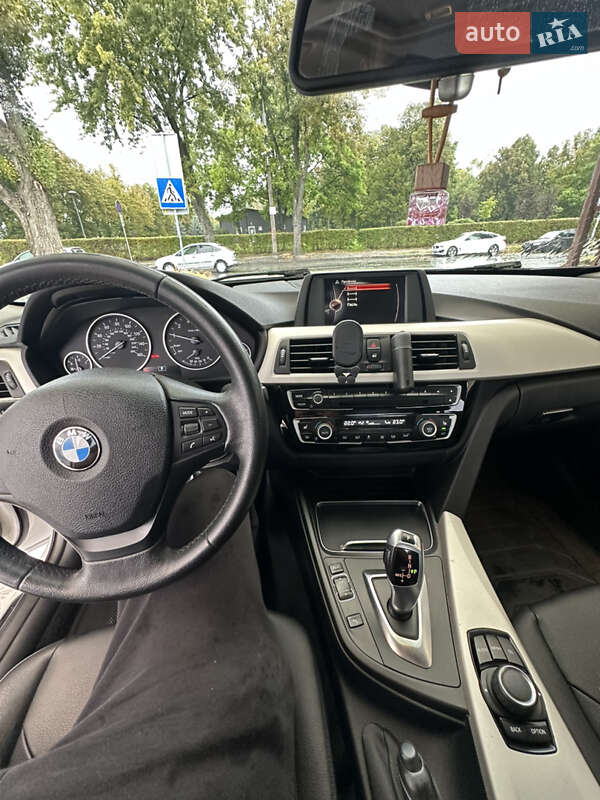 Седан BMW 3 Series 2015 в Киеве фото 7 Седан BMW 3 Series 2015 в Киеве
