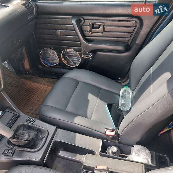 Седан BMW 3 Series 1986 в Измаиле фото 22 Седан BMW 3 Series 1986 в Измаиле